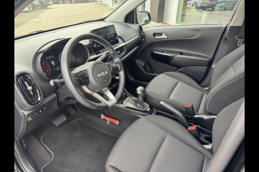 Kia Picanto 1.0 DPi DynamicLine | Carplay | Airco | Achteruitrijcamera | All season banden |