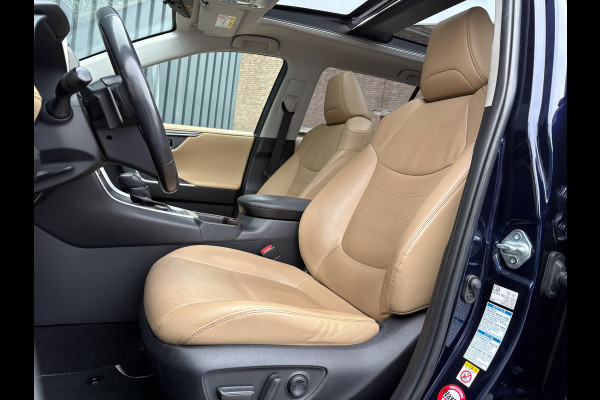 Toyota RAV4 2.5 Hybrid AWD Executive | Bearlock | Panodak | 360 Camera | Trekhaak afnb. | Prijs Rijklaar!!