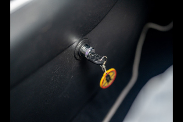 Toyota RAV4 2.5 Hybrid AWD Executive | Bearlock | Panodak | 360 Camera | Trekhaak afnb. | Prijs Rijklaar!!