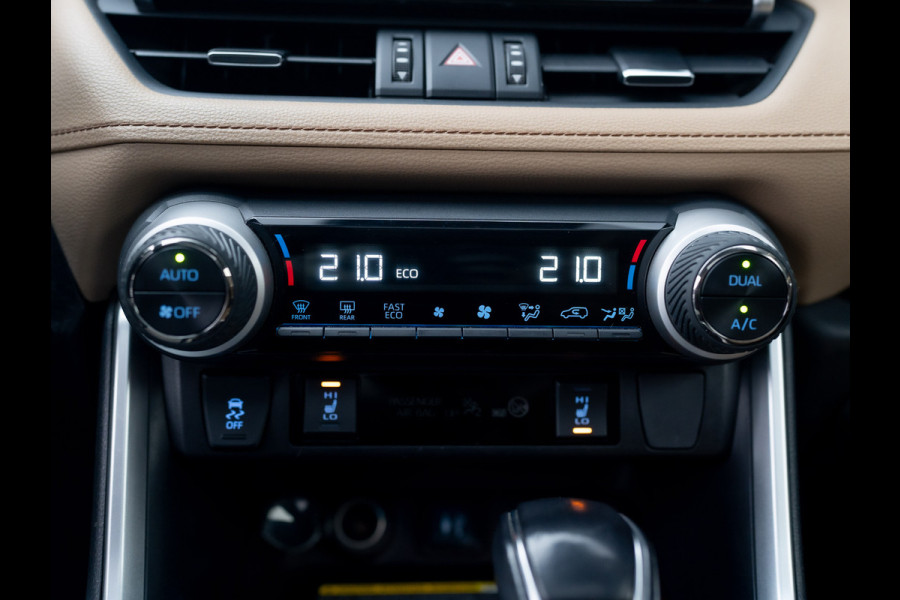 Toyota RAV4 2.5 Hybrid AWD Executive | Bearlock | Panodak | 360 Camera | Trekhaak afnb. | Prijs Rijklaar!!