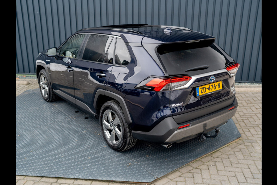 Toyota RAV4 2.5 Hybrid AWD Executive | Bearlock | Panodak | 360 Camera | Trekhaak afnb. | Prijs Rijklaar!!