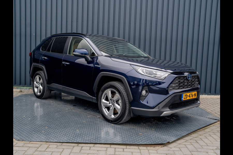 Toyota RAV4 2.5 Hybrid AWD Executive | Bearlock | Panodak | 360 Camera | Trekhaak afnb. | Prijs Rijklaar!!