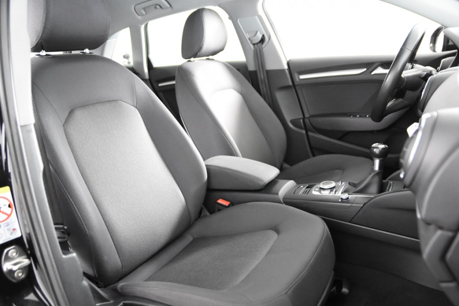 Audi A3 Sportback 30 TFSI *1ste Eigenaar*Navigatie*Trekhaak*Carplay*