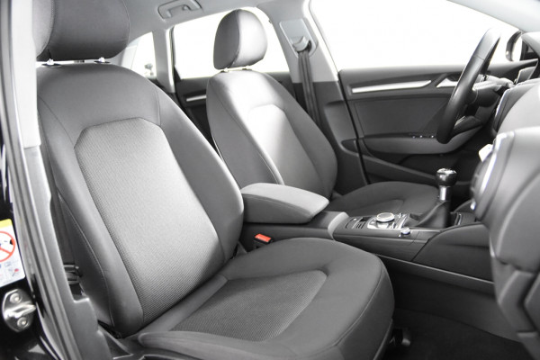 Audi A3 Sportback 30 TFSI *1ste Eigenaar*Navigatie*Trekhaak*Carplay*