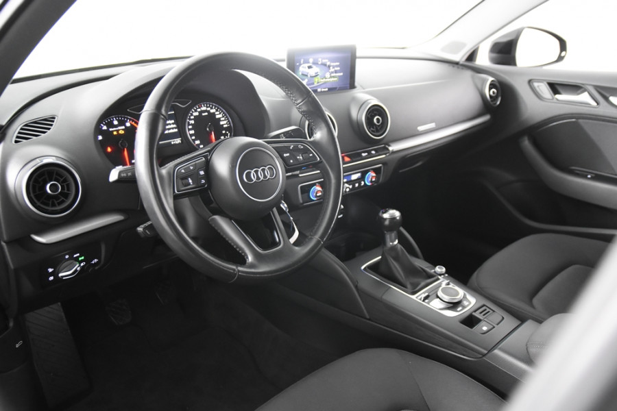 Audi A3 Sportback 30 TFSI *1ste Eigenaar*Navigatie*Trekhaak*Carplay*