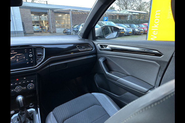 Volkswagen T-Roc 2.0 TSI 4Motion R CLIMA / PANO /  VIRTUAL / AKRAPOVIC / KEYLESS