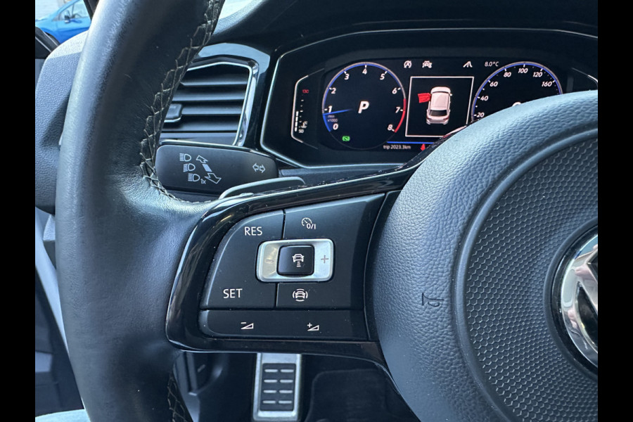 Volkswagen T-Roc 2.0 TSI 4Motion R CLIMA / PANO /  VIRTUAL / AKRAPOVIC / KEYLESS