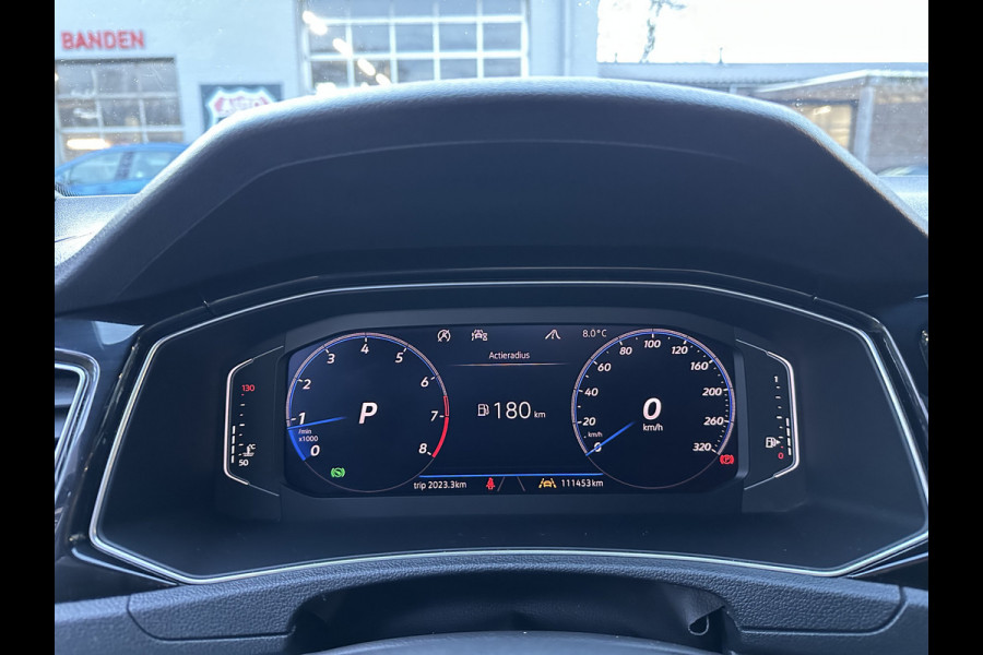 Volkswagen T-Roc 2.0 TSI 4Motion R CLIMA / PANO /  VIRTUAL / AKRAPOVIC / KEYLESS