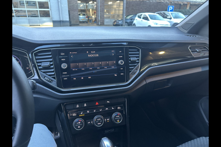 Volkswagen T-Roc 2.0 TSI 4Motion R CLIMA / PANO /  VIRTUAL / AKRAPOVIC / KEYLESS