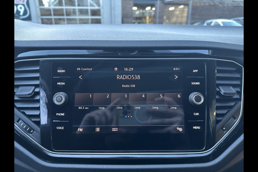 Volkswagen T-Roc 2.0 TSI 4Motion R CLIMA / PANO /  VIRTUAL / AKRAPOVIC / KEYLESS