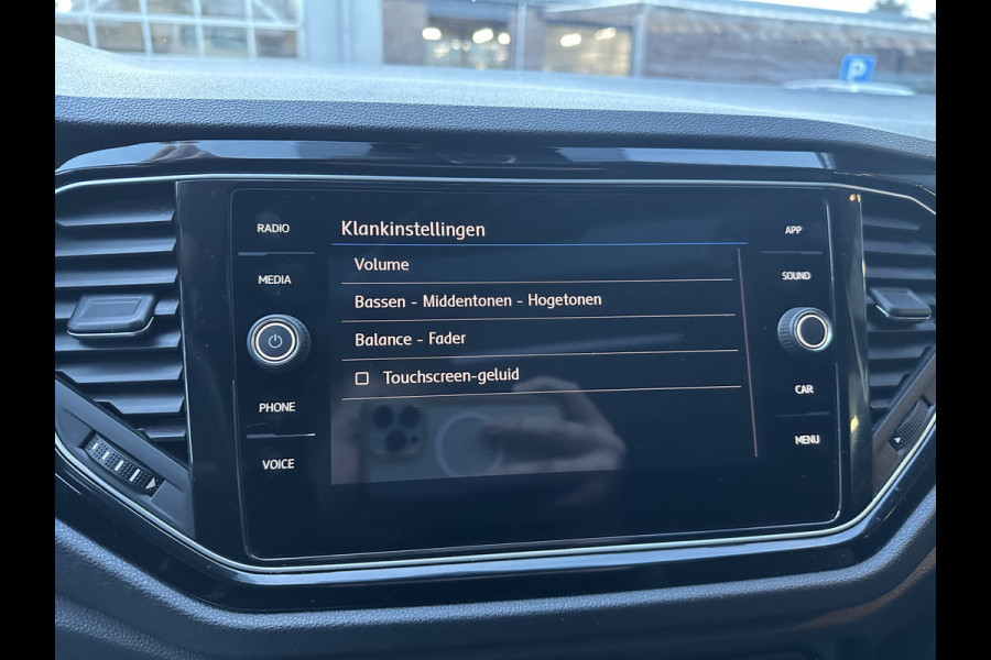 Volkswagen T-Roc 2.0 TSI 4Motion R CLIMA / PANO /  VIRTUAL / AKRAPOVIC / KEYLESS