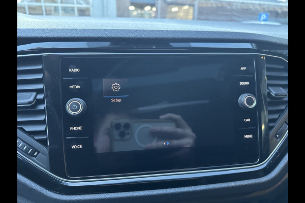 Volkswagen T-Roc 2.0 TSI 4Motion R CLIMA / PANO /  VIRTUAL / AKRAPOVIC / KEYLESS