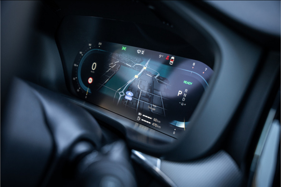 Volvo XC60 Recharge T6 AWD ULTIMATE Black Edition - TREKHAAK - H&K