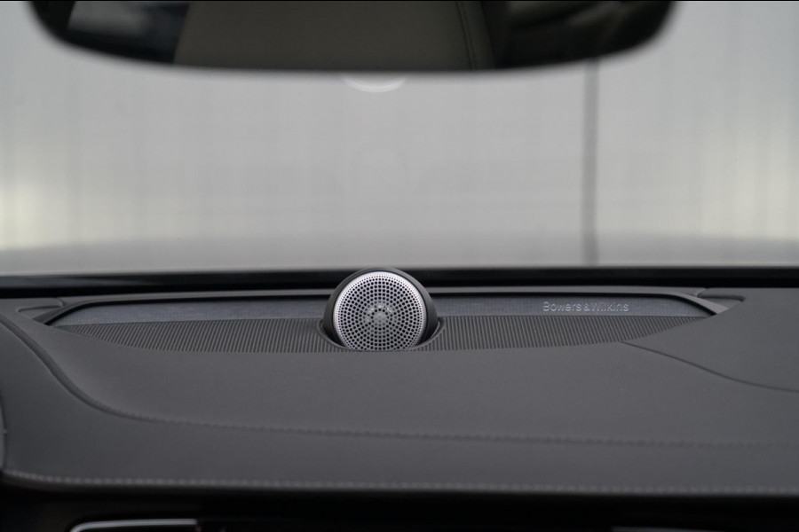Volvo S90 2.0 T8 AWD Inscription / Luchtvering / Facelift / SOH 99% / Bowers & Wilkins / NL-Auto / Incl BTW / Trekhaak / Bomvol!