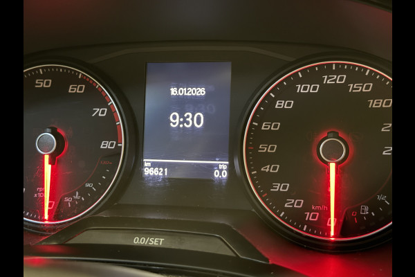 Seat Arona 1.0 TSI Style | Adaptive cruise | Carplay | Dodehoek sensor | Navi | Clima