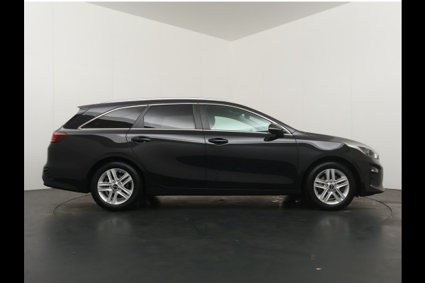 Kia Ceed Sportswagon 1.0 T-GDi DynamicPlusLine Airco - Apple Carplay/Android Auto - Navigatie - Cruise Control - Climate Control - Stuur/Stoel Verwarming - Fabrieksgarantie tot 04-2027