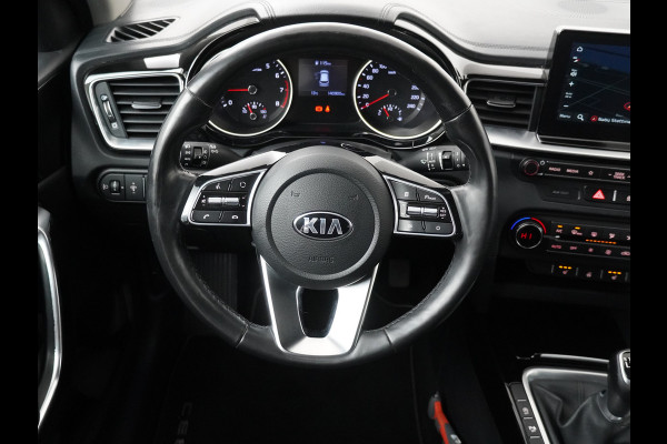 Kia Ceed Sportswagon 1.0 T-GDi DynamicPlusLine Airco - Apple Carplay/Android Auto - Navigatie - Cruise Control - Climate Control - Stuur/Stoel Verwarming - Fabrieksgarantie tot 04-2027