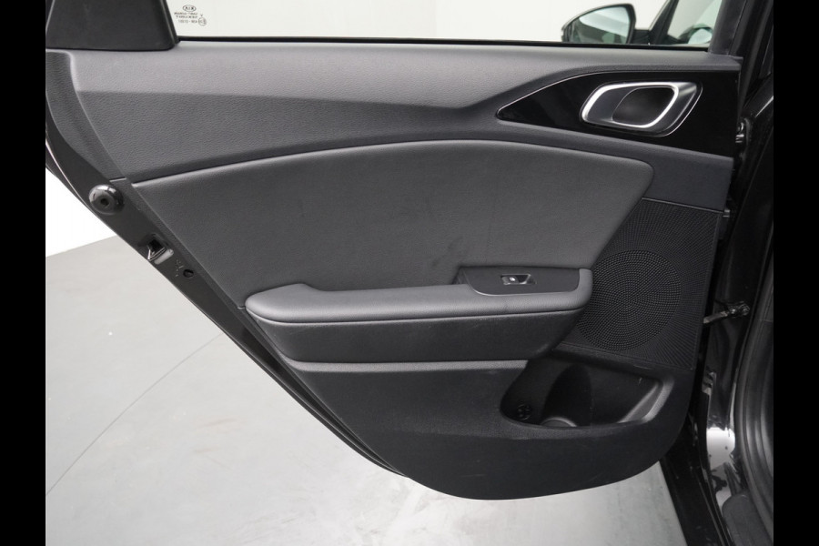 Kia Ceed Sportswagon 1.0 T-GDi DynamicPlusLine Airco - Apple Carplay/Android Auto - Navigatie - Cruise Control - Climate Control - Stuur/Stoel Verwarming - Fabrieksgarantie tot 04-2027