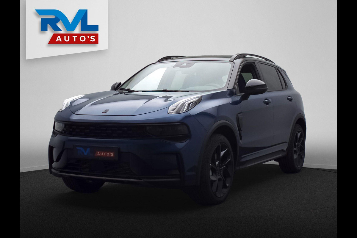 Lynk & Co 01 1.5 261PK Plug-in Hybrid *Origineel NL* Black Pakket Zwarte Hemel 360 Camera Pano/dak Apple/Carplay Adaptive/Cruise