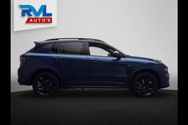 Lynk & Co 01 1.5 261PK Plug-in Hybrid *Origineel NL* Black Pakket Zwarte Hemel 360 Camera Pano/dak Apple/Carplay Adaptive/Cruise
