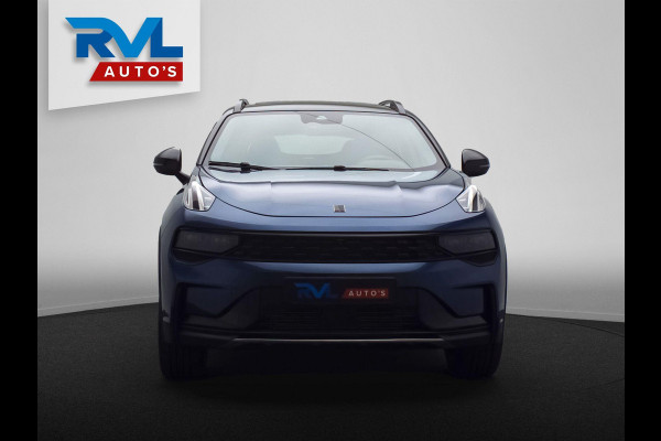 Lynk & Co 01 1.5 261PK Plug-in Hybrid *Origineel NL* Black Pakket Zwarte Hemel 360 Camera Pano/dak Apple/Carplay Adaptive/Cruise
