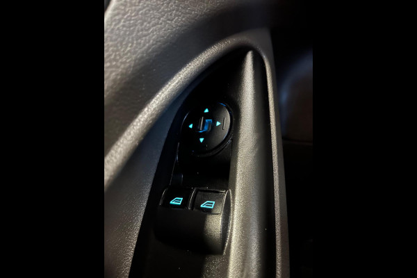 Ford Transit Connect Benzine 1.0 Ecoboost L2 Trend 2x schuifdeur 3X Voorraad! Origineel Nederlands! 1ste Eigenaar! RIJKLAARPRIJS!