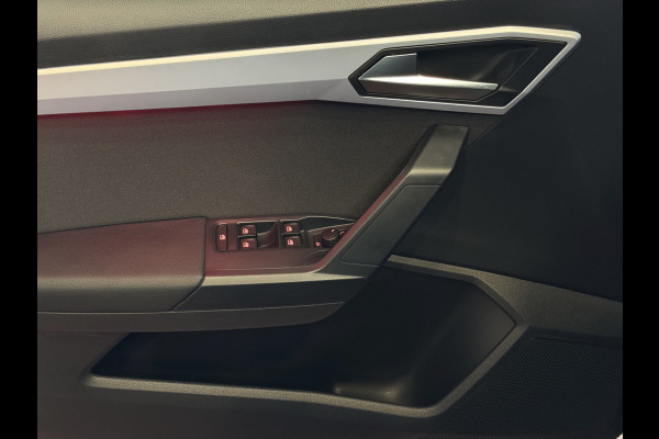 Seat Arona TSI FR LED DIG.COCKPIT DODE.HOEK DET CAMERA ADAP.CRUISE 17''LMV 07/2024