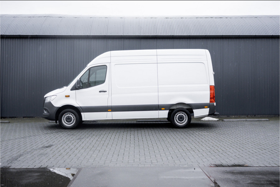 Mercedes-Benz Sprinter 317 CDI L2H2 | Mbux | Facelift | Navi | Camera | Adapt.Cruise | Automaat