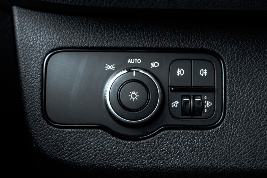 Mercedes-Benz Sprinter 317 CDI L2H2 | Mbux | Facelift | Navi | Camera | Adapt.Cruise | Automaat