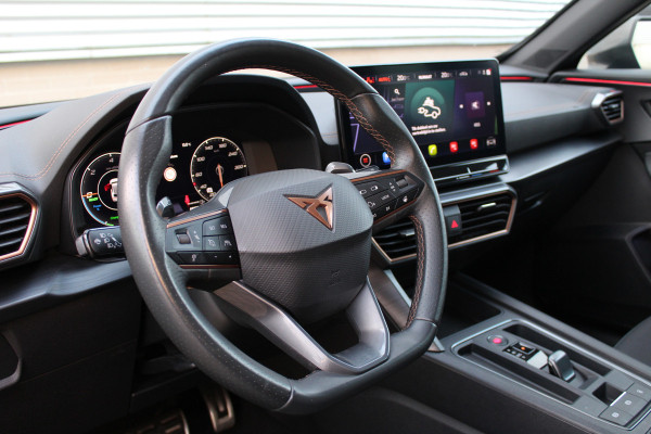 CUPRA Formentor 1.4 e-Hybrid 245PK VZ Performance | ACC | 360 Camera | BLIS | Navigatie | Stoel/Stuur verwarming