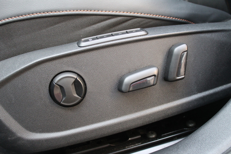 CUPRA Formentor 1.4 e-Hybrid 245PK VZ Performance | ACC | 360 Camera | BLIS | Navigatie | Stoel/Stuur verwarming