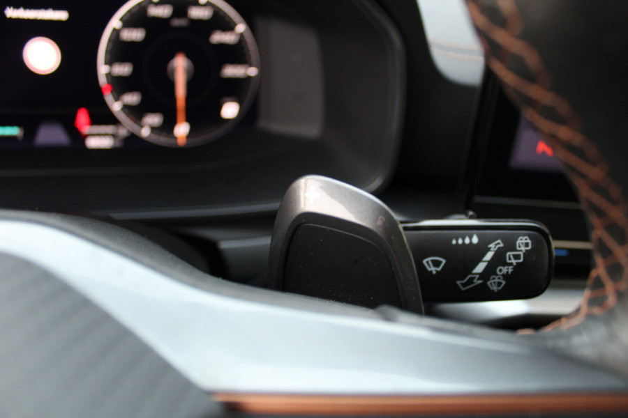 CUPRA Formentor 1.4 e-Hybrid 245PK VZ Performance | ACC | 360 Camera | BLIS | Navigatie | Stoel/Stuur verwarming