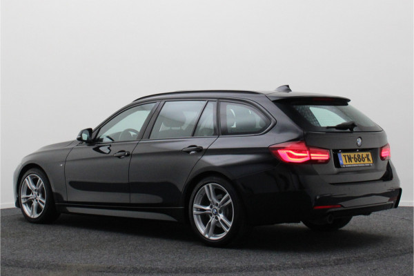 BMW 3 Serie Touring 318i M Sport Edition Leer, Panoramadak, Camera, Navigatie, Bluetooth, Verwarmde Stoelen, 18''