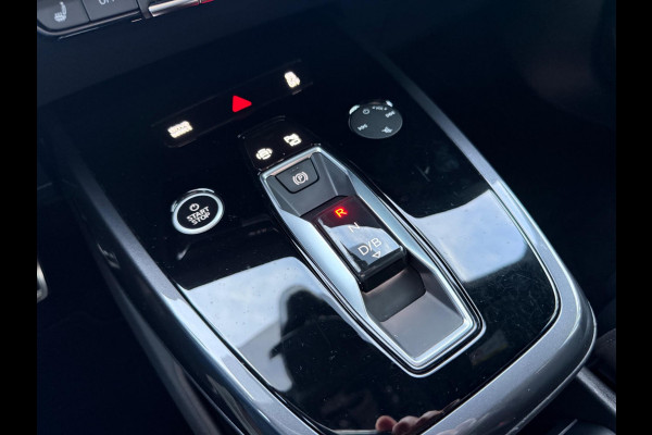 Audi Q4 e-tron 40 S edition 77 kWh, 2 X S-LINE, soh 97%, electr trekhaak, achteruitrijcamera, , 1 e eigenaar, NL auto met nap