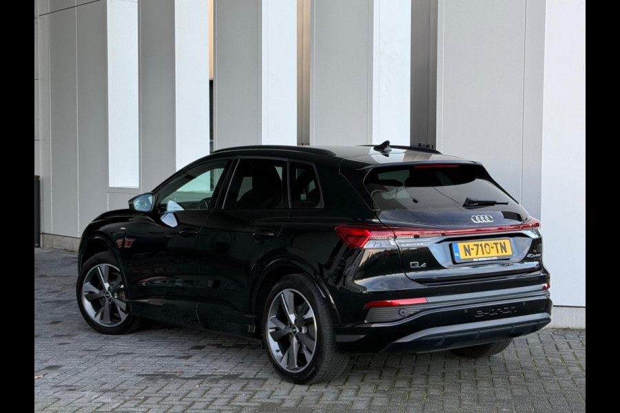 Audi Q4 e-tron 40 S edition 77 kWh, 2 X S-LINE, soh 97%, electr trekhaak, achteruitrijcamera, , 1 e eigenaar, NL auto met nap