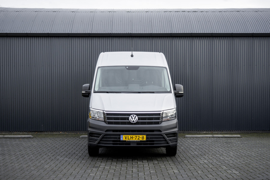 Volkswagen Crafter 2.0 TDI L3H2 | 140PK | Camera | Carplay | Mirrorlink | Cruise | Airco | 3-Zits