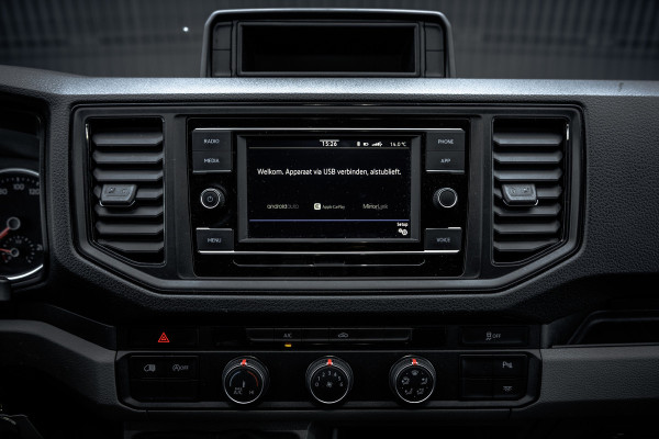 Volkswagen Crafter 2.0 TDI L3H2 | 140PK | Camera | Carplay | Mirrorlink | Cruise | Airco | 3-Zits