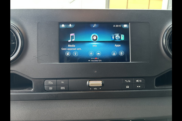 Mercedes-Benz Sprinter 317 CDI L2 H2 2800KG Trekhaak / MBUX / Camera / Navigatie / Stand kachel / Airco / 270 Graden achterdeuren