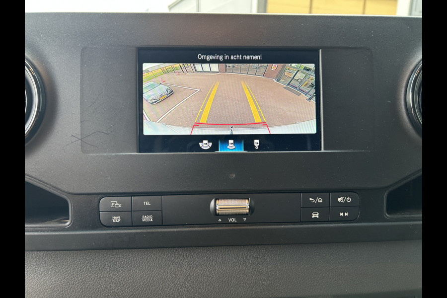 Mercedes-Benz Sprinter 317 CDI L2 H2 2800KG Trekhaak / MBUX / Camera / Navigatie / Stand kachel / Airco / 270 Graden achterdeuren