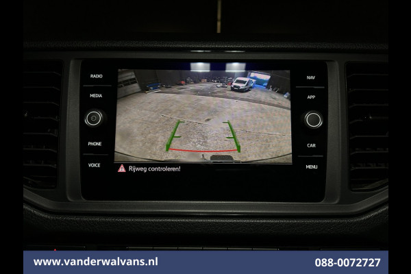 Volkswagen Crafter 2.0 TDI 140pk L3H2 L2H1 Euro6 Airco | Camera | Navigatie | Apple Carplay | Trekhaak Android Auto, Bijrijdersbank