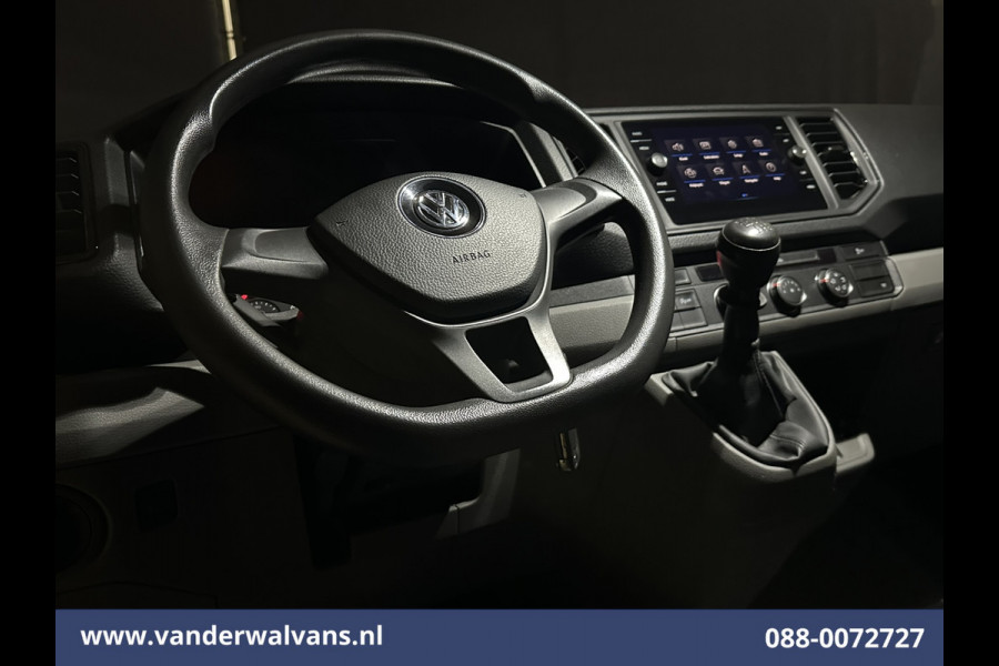 Volkswagen Crafter 2.0 TDI 140pk L3H2 L2H1 Euro6 Airco | Camera | Navigatie | Apple Carplay | Trekhaak Android Auto, Bijrijdersbank