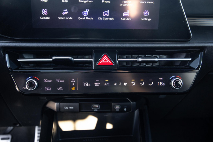 Kia Niro 1.6 GDi PHEV DynamicLine TREKHAAK / PLUG IN HYBRID / CARPLAY / NAVI / FABRIEKS GARANTIE !