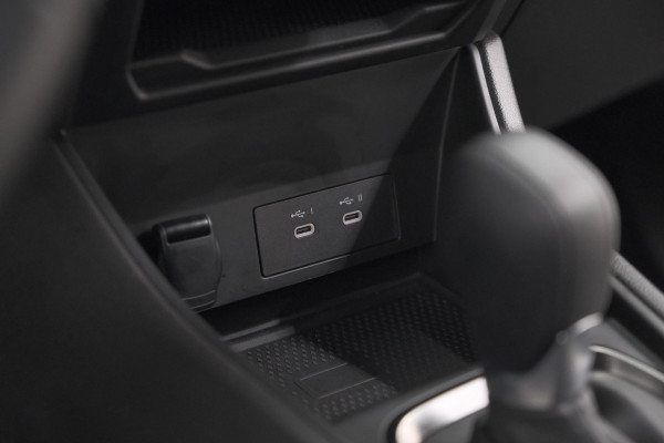 Renault Captur 1.6 E-Tech Full Hybrid 145 Techno | Camera | Navigatie | Apple Carplay | Parkeersensoren