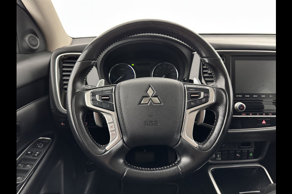 Mitsubishi Outlander 2.4 PHEV Intense (INCL.BTW) *LEATHER-MICROFIBRE | LED-LIGHTS | KEYLESS | CAMERA | HEATED-COMFORTSEATS | ECC | SHIFT-PADDLES | PDC | CRUISE | PRIVACY-GLASS | DAB | TOWBAR | 18''ALU *