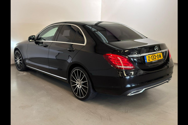 Mercedes-Benz C-Klasse 180 / Sfeerverlichting / Stoelverwarming