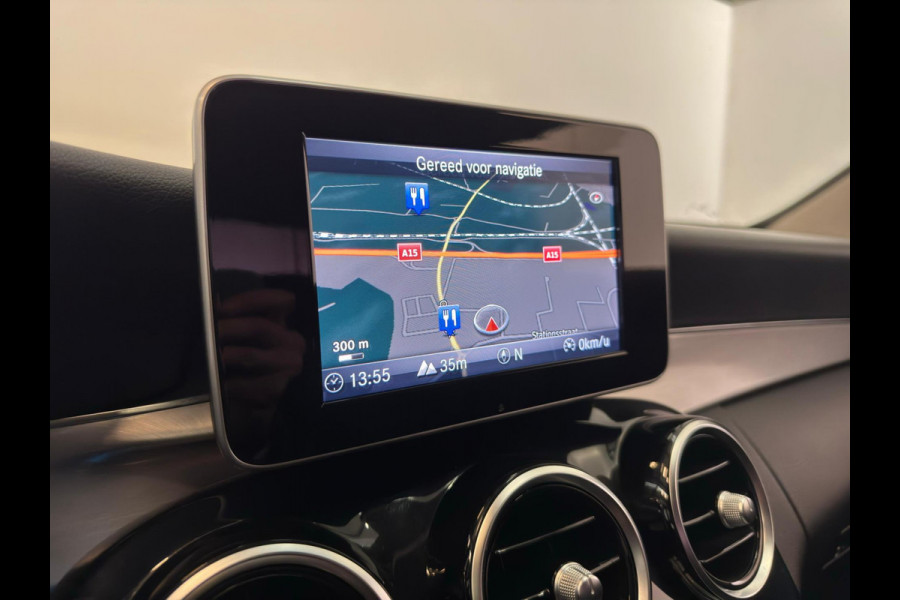 Mercedes-Benz C-Klasse 180 / Sfeerverlichting / Stoelverwarming