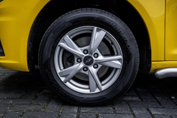 Volkswagen Caddy 2.0 TDI L1H1 | Automaat | Led | Carplay | Camera | Trekhaak | Cruise | Airco