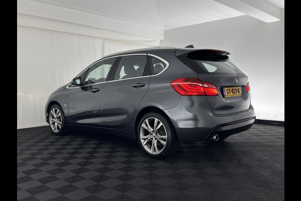 BMW 2 Serie Active Tourer 216d Corporate Lease High Executive Aut. *HEAD-UP | LEATHER | FULL-LED | HEATED-COMFORTSEATS | NAVI-FULLMAP | ECC | PDC | CRUISE | 18''ALU*