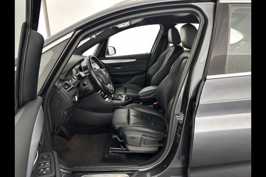 BMW 2 Serie Active Tourer 216d Corporate Lease High Executive Aut. *HEAD-UP | LEATHER | FULL-LED | HEATED-COMFORTSEATS | NAVI-FULLMAP | ECC | PDC | CRUISE | 18''ALU*