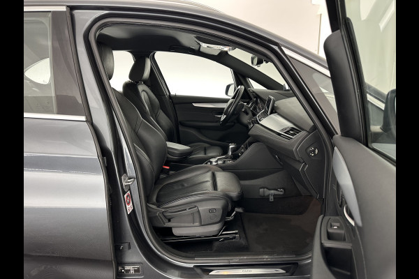 BMW 2 Serie Active Tourer 216d Corporate Lease High Executive Aut. *HEAD-UP | LEATHER | FULL-LED | HEATED-COMFORTSEATS | NAVI-FULLMAP | ECC | PDC | CRUISE | 18''ALU*